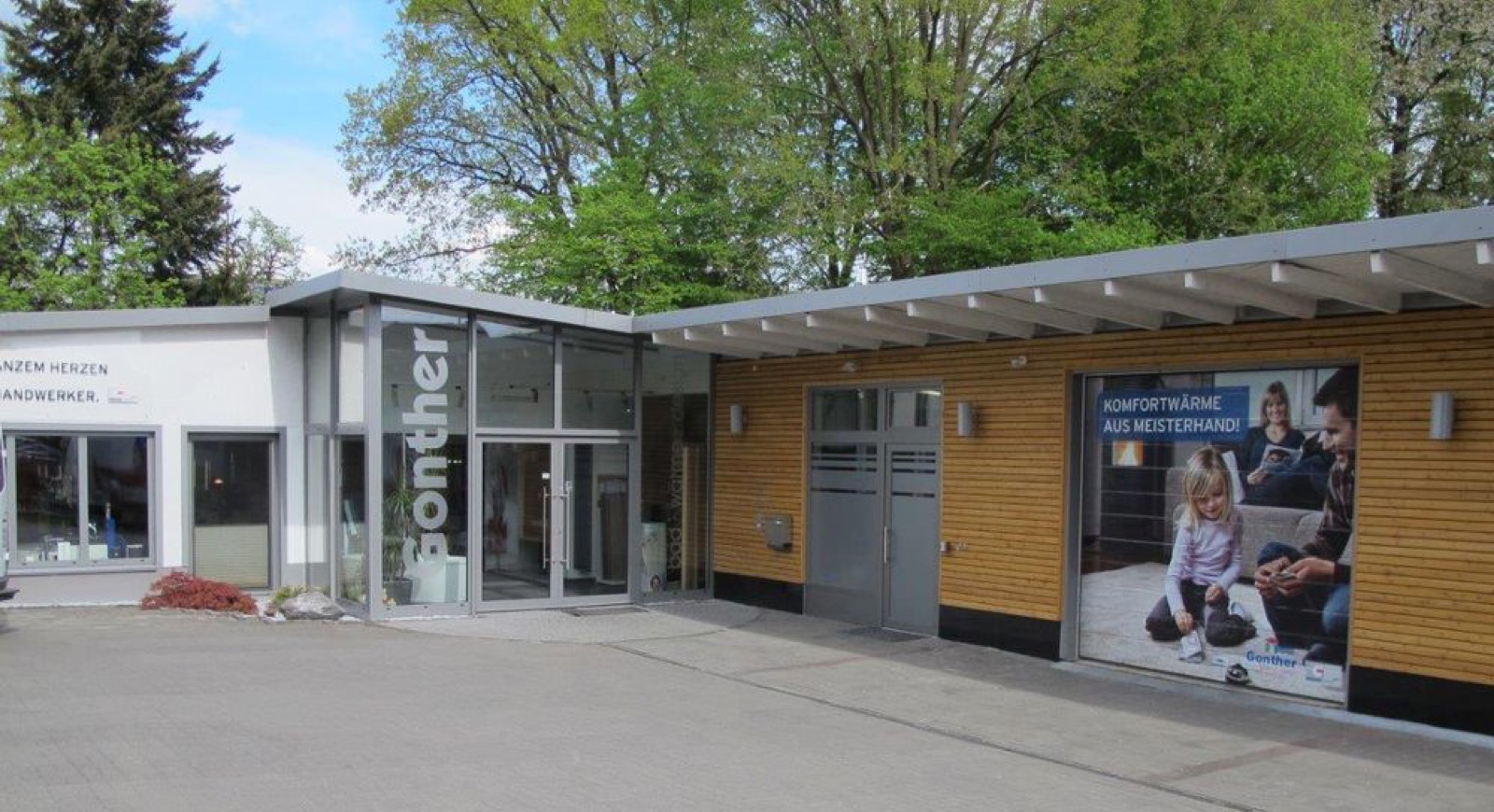 Firmengebäude von Gonther bad-wärme-design Haustechnik in Willingshausen